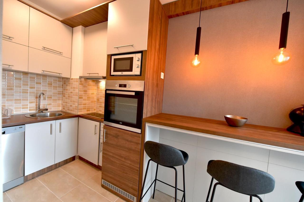 Sky Lux Apartman Gornji Milanovac Exterior foto